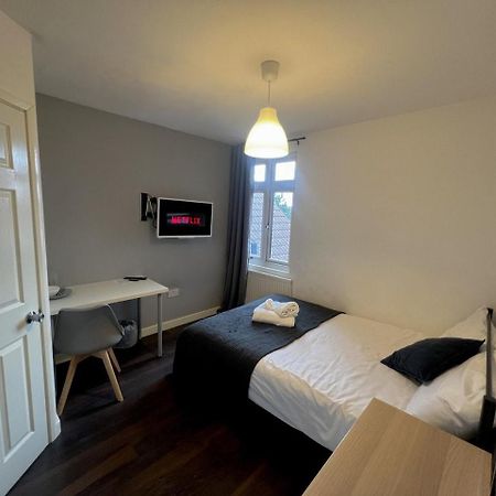 Deluxe Ensuite Double Room With Ensuite Coventry Exteriör bild