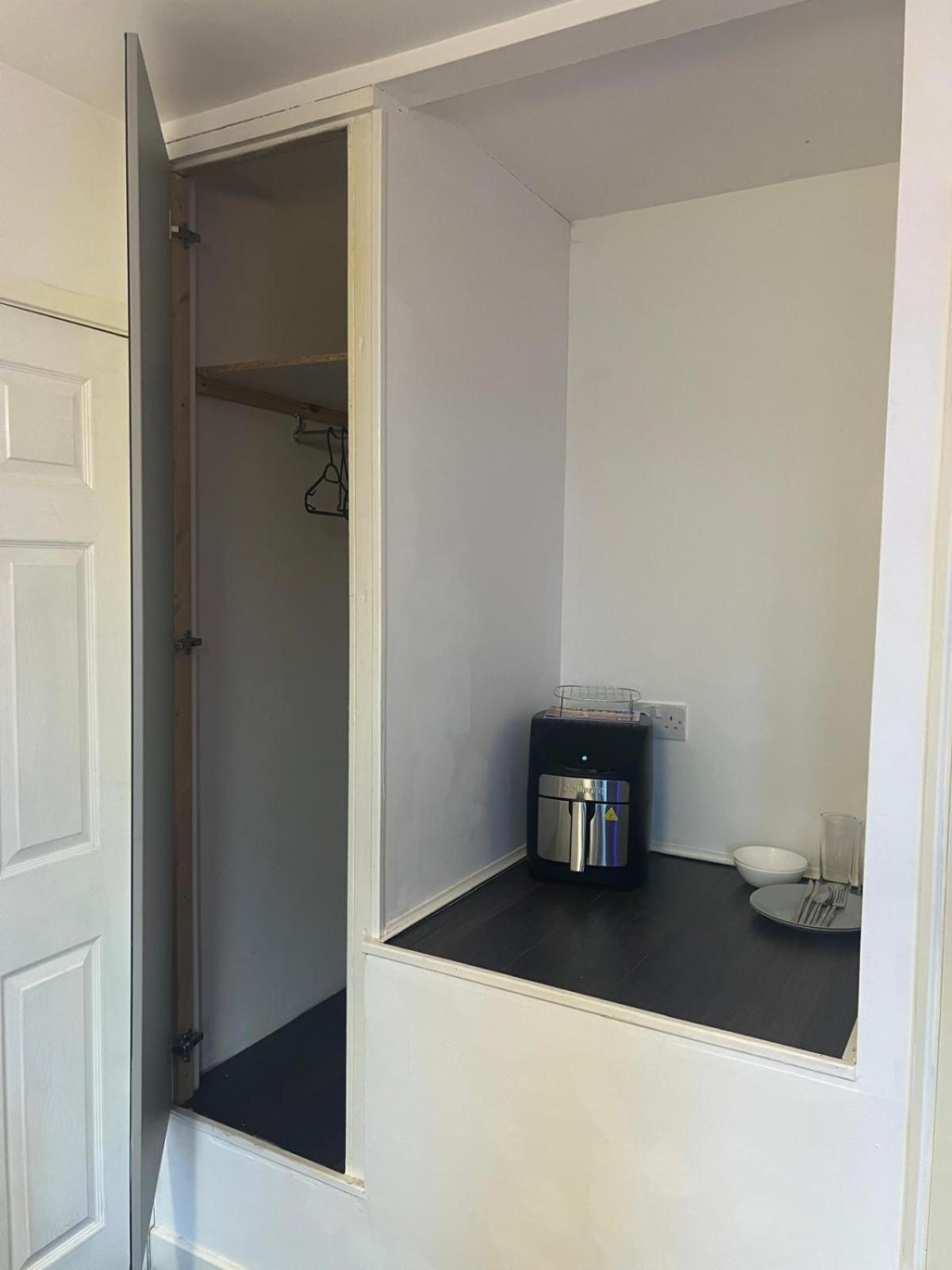 Deluxe Ensuite Double Room With Ensuite Coventry Exteriör bild