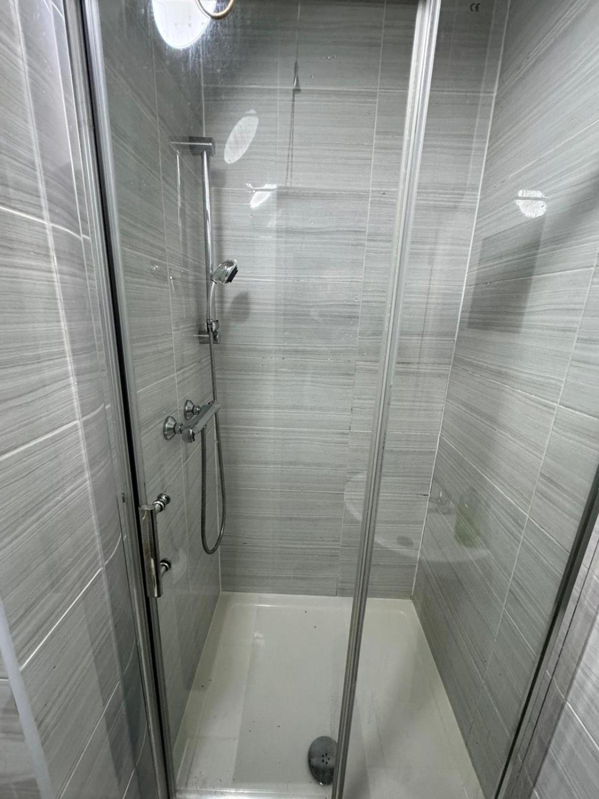 Deluxe Ensuite Double Room With Ensuite Coventry Exteriör bild
